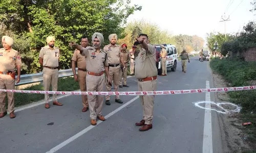 Punjab के जालंधर में यूट्यूबर के घर पर ग्रेनेड जैसी वस्तु फेंकने के आरोप