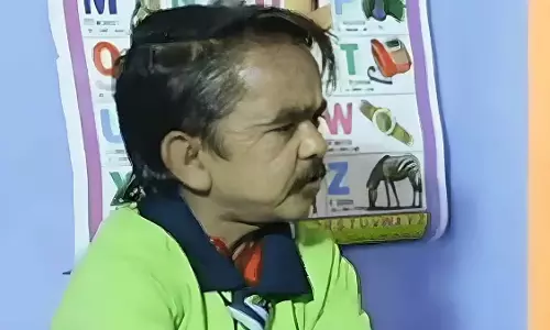 मशहूर बौने कॉमेडियन दर्शन को नाबालिग से बलात्कार के आरोप में 20 साल की सजा मशहूर बौने कॉमेडियन दर्शन को नाबालिग से बलात्कार के आरोप में 20 साल की सजा
