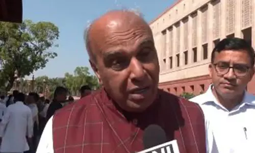 राहुल-प्रियंका ने क्यों छोड़ा महाकुंभ? BJP के जगदंबिका पाल ने कांग्रेस से मांगा जवाब राहुल-प्रियंका ने क्यों छोड़ा महाकुंभ? BJP के जगदंबिका पाल ने कांग्रेस से मांगा जवाब