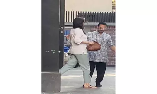 आमिर खान अपनी रिलेशनशिप की पुष्टि के बाद गर्लफ्रेंड गौरी स्प्रैट के साथ नजर आए