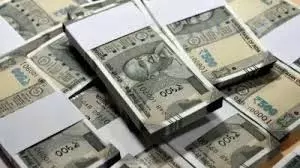 Punjab: कार सवार ने दो युवकों से बंदूक की नोक पर लुटे 1.40 लाख रुपये Punjab: कार सवार ने दो युवकों से बंदूक की नोक पर लुटे 1.40 लाख रुपये