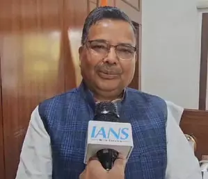 बुंदेलखंड की ऐतिहासिक धरोहरों को मिलेगा नया जीवन, पर्यटन विभाग ने किया बड़ा समझौता बुंदेलखंड की ऐतिहासिक धरोहरों को मिलेगा नया जीवन, पर्यटन विभाग ने किया बड़ा समझौता
