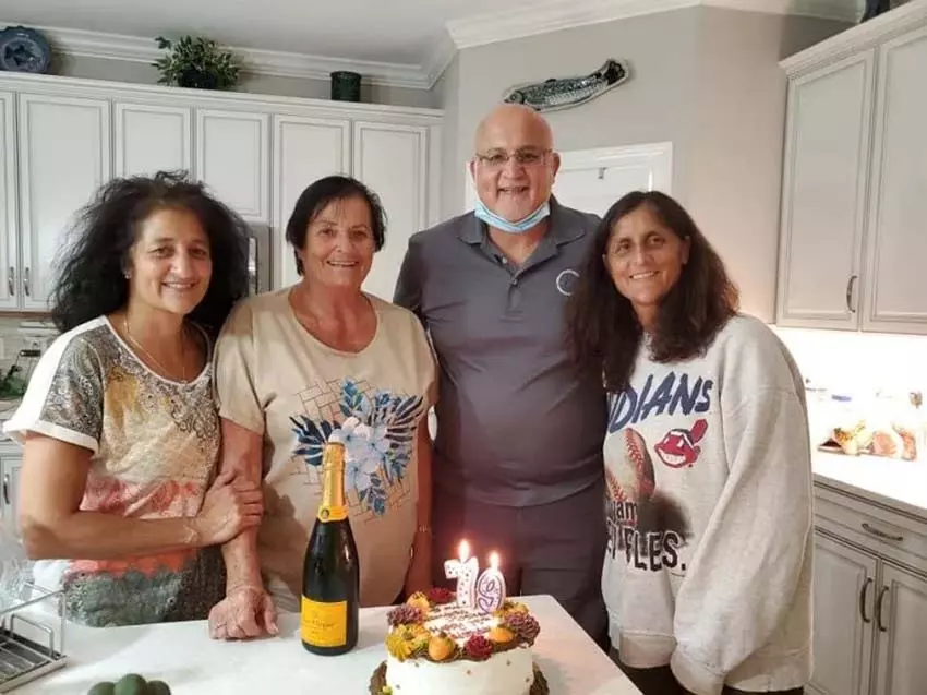 Sunita Williams : परिवार में कौन कर रहा उनका इंतजार? Sunita Williams : परिवार में कौन कर रहा उनका इंतजार?