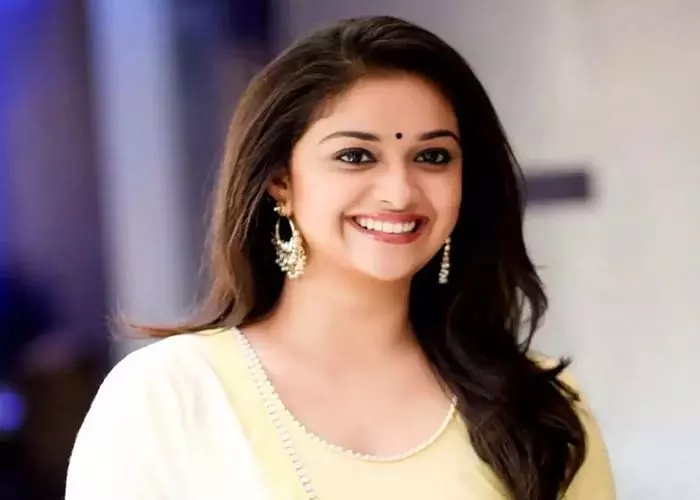 कीर्ति सुरेश की नई Romantic Comedy, दिखेंगी अलग अवतार में कीर्ति सुरेश की नई Romantic Comedy, दिखेंगी अलग अवतार में
