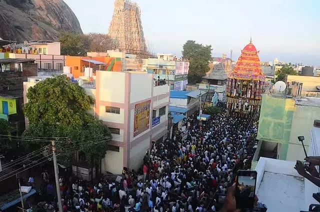 Tamil Nadu: थिरुपरनकुंड्रम सुब्रमण्यम स्वामी मंदिर पंगुनी थेरोतम! Tamil Nadu: थिरुपरनकुंड्रम सुब्रमण्यम स्वामी मंदिर पंगुनी थेरोतम!