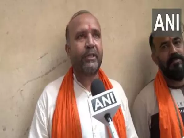 Nagpur में हुई हिंसा औरंगजेब की औलाद की पूर्व-योजना थी: विहिप सदस्य राजकुमार शर्मा Nagpur में हुई हिंसा औरंगजेब की औलाद की पूर्व-योजना थी: विहिप सदस्य राजकुमार शर्मा