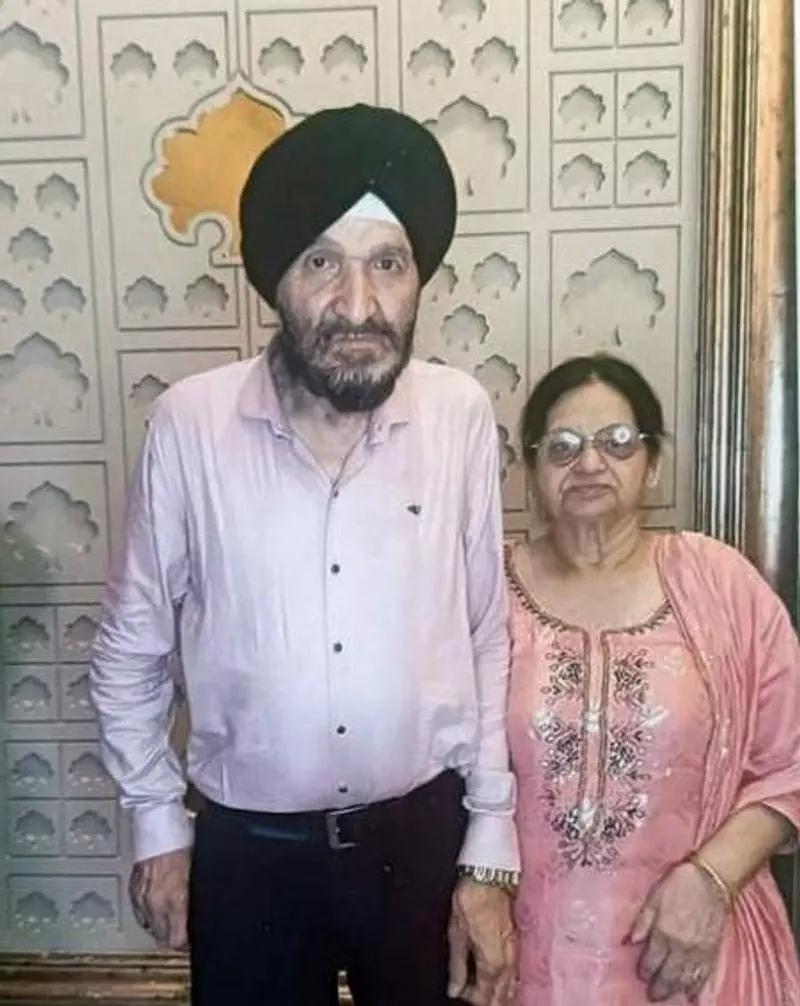 Delhi: बुजुर्ग दम्पति की घर में मृत पाए गए Delhi: बुजुर्ग दम्पति की घर में मृत पाए गए