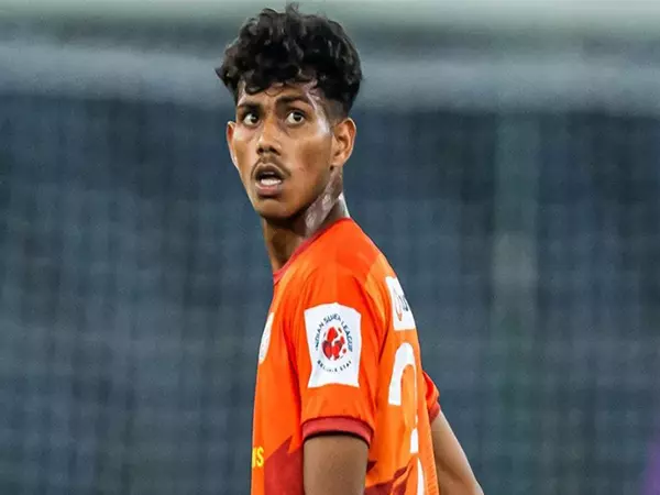 उभरते सितारे: ISL के इतिहास में सबसे कम उम्र के नवोदित खिलाड़ी उभरते सितारे: ISL के इतिहास में सबसे कम उम्र के नवोदित खिलाड़ी