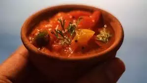 Tamatar Ki Launji: टमाटर की लौंजी खाने का स्वाद मजेदार और चटपटा बना देगी Tamatar Ki Launji: टमाटर की लौंजी खाने का स्वाद मजेदार और चटपटा बना देगी