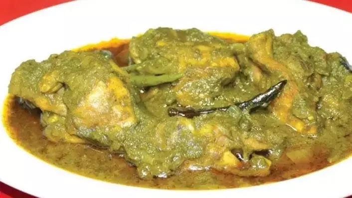 Nilgiri Chicken Korma: रात के खाने में बनाएं नीलगिरी चिकन कोरमा की स्वादिष्ट रेसिपी Nilgiri Chicken Korma: रात के खाने में बनाएं नीलगिरी चिकन कोरमा की स्वादिष्ट रेसिपी