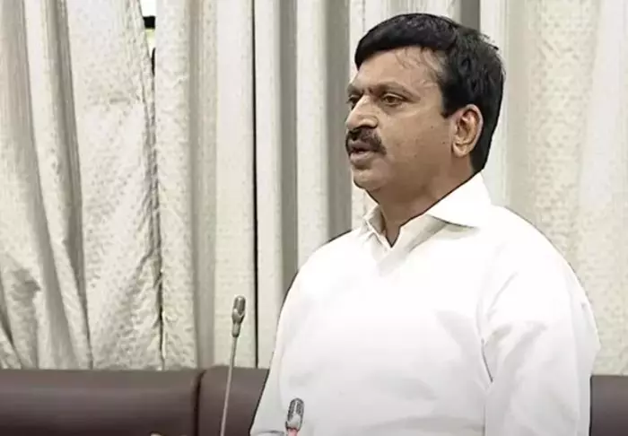 केसीआर को विधानसभा का सामना करने का डर: Ponguleti केसीआर को विधानसभा का सामना करने का डर: Ponguleti