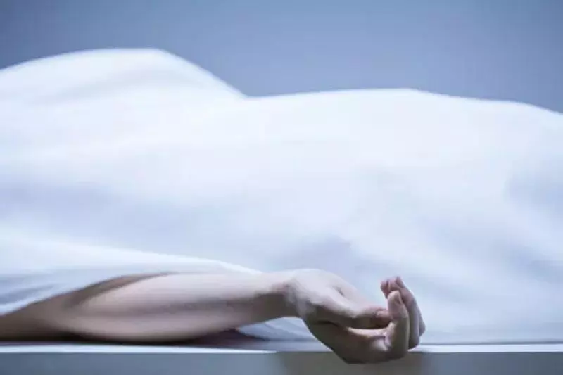 अनंतनाग की लड़की श्रीनगर में मृत मिली, जांच शुरू अनंतनाग की लड़की श्रीनगर में मृत मिली, जांच शुरू