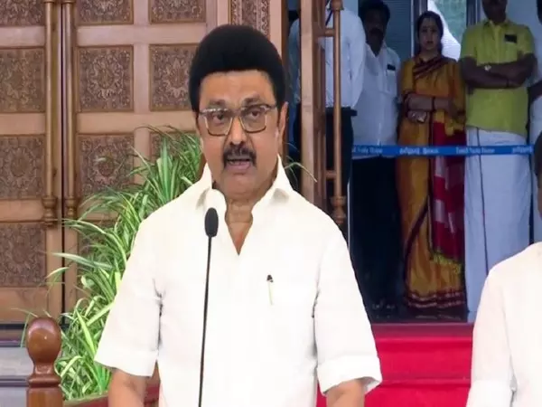 नागपुर हिंसा पर SP नेता राम गोपाल यादव ने कहा, दंगा भड़काने वालों के खिलाफ कार्रवाई की जाएगी नागपुर हिंसा पर SP नेता राम गोपाल यादव ने कहा, दंगा भड़काने वालों के खिलाफ कार्रवाई की जाएगी