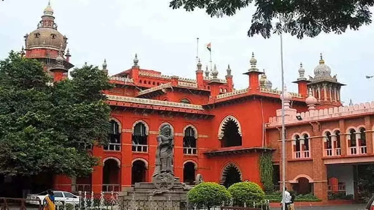 मद्रास HC ने कहा ,यदि बच्चे वरिष्ठ नागरिकों की देखभाल करने में विफल रहते हैं तो... मद्रास HC ने कहा ,यदि बच्चे वरिष्ठ नागरिकों की देखभाल करने में विफल रहते हैं तो...