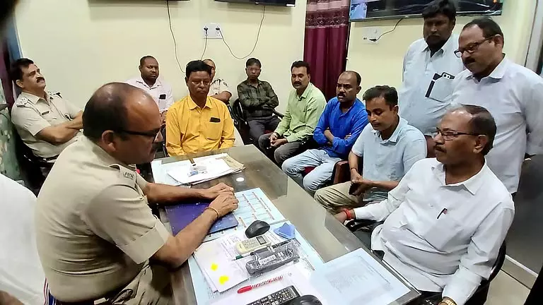 Odisha के संबलपुर में ‘हिरासत में मौत’ से तनाव बढ़ा Odisha के संबलपुर में ‘हिरासत में मौत’ से तनाव बढ़ा