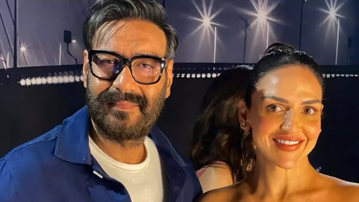 बॉलीवुड में शुरुआती सालों में अजय देवगन के साथ डेटिंग की अफवाहों पर बोलीं ईशा देओल बॉलीवुड में शुरुआती सालों में अजय देवगन के साथ डेटिंग की अफवाहों पर बोलीं ईशा देओल