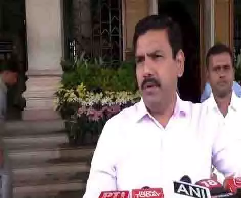 हम कांग्रेस के तुगलक दरबार रवैये की निंदा करते हैं: BJP कर्नाटक के 4% अल्पसंख्यक कोटे का विरोध करेगी हम कांग्रेस के तुगलक दरबार रवैये की निंदा करते हैं: BJP कर्नाटक के 4% अल्पसंख्यक कोटे का विरोध करेगी