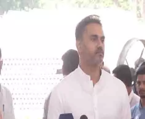 योगेश कदम ने नागपुर हिंसा पर कार्रवाई करने और सुरक्षा पर ध्यान देने का किया वादा योगेश कदम ने नागपुर हिंसा पर कार्रवाई करने और सुरक्षा पर ध्यान देने का किया वादा