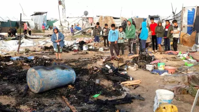 Nagaland : गाजा में इजरायली हमलों में 400 से अधिक लोग मारे गए Nagaland : गाजा में इजरायली हमलों में 400 से अधिक लोग मारे गए