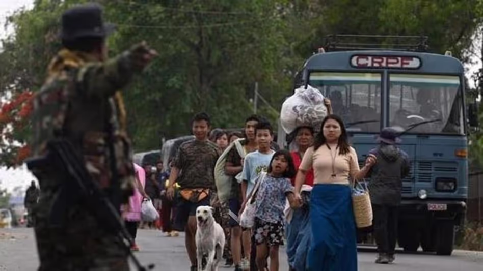 Mizoram में म्यांमार, बांग्लादेश और मणिपुर से आए 41,355 शरणार्थी Mizoram में म्यांमार, बांग्लादेश और मणिपुर से आए 41,355 शरणार्थी
