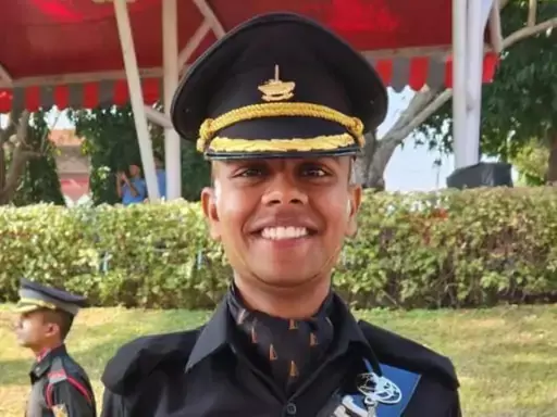 उम्र 23 साल, भारतीय सेना में लेफ्टिनेंट बने अनिमेष चतुर्वेदी उम्र 23 साल, भारतीय सेना में लेफ्टिनेंट बने अनिमेष चतुर्वेदी