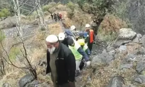 Banihal राजमार्ग बचाव और  राहत के बेरोजगार नायक
