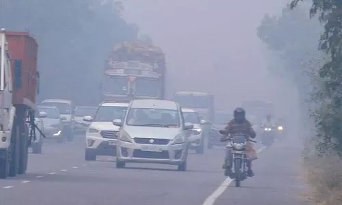 Delhi की हवा भारतीय महानगरों में सबसे ज़्यादा प्रदूषित