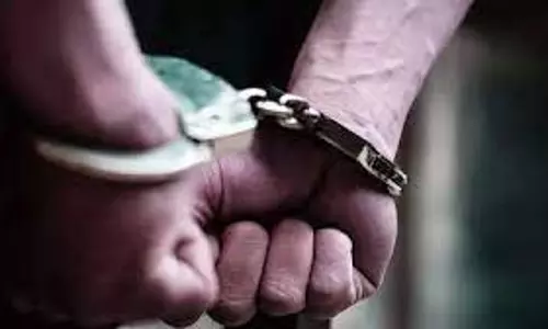Noida: पुलिस और बदमाश के बीच मुठभेड़, आरोपी गिरफ्तार