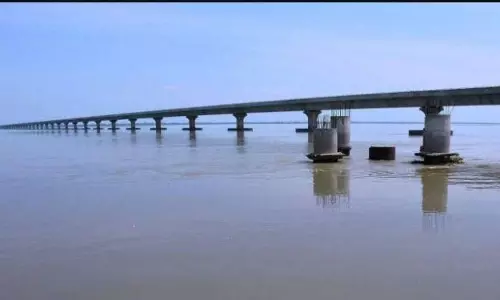 Odisha: नदियाँ खतरे में नागरिक तत्काल कार्रवाई की मांग कर रहे Odisha: नदियाँ खतरे में नागरिक तत्काल कार्रवाई की मांग कर रहे