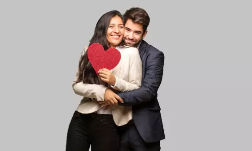 Relationship Tips : रिश्तों को ऐसे बनाए मजबूत