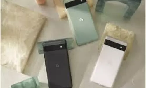 Google के सबसे सस्ते फोन की लॉन्च से पहले अनबॉक्सिंग वीडियो लीक Google के सबसे सस्ते फोन की लॉन्च से पहले अनबॉक्सिंग वीडियो लीक