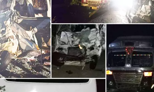 शादी से लौट रहे कार सवारों में तीन की मौत, महासमुंद में बड़ा हादसा