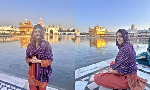 संजना सांघी ने स्वर्ण मंदिर में दर्शन किए, Amritsar से अपने आध्यात्मिक जुड़ाव के बारे में बात की संजना सांघी ने स्वर्ण मंदिर में दर्शन किए, Amritsar से अपने आध्यात्मिक जुड़ाव के बारे में बात की
