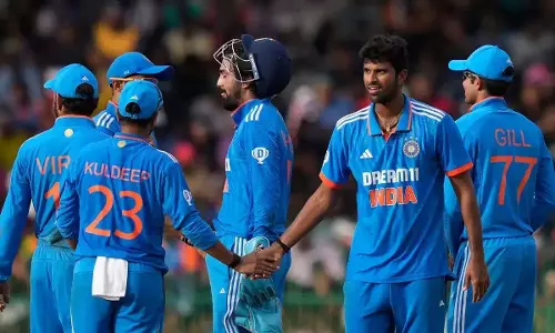 Sports News : भारतीय स्पिनर का खुला राज़, रोज़ भेजते हैं इस हसीना को मैसेज