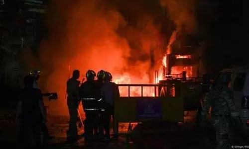 Nagpur Violence Update : पेट्रोल बम से भारी तबाही