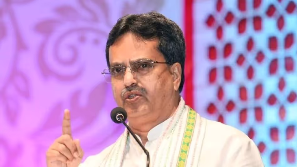 Tripura के सीएम माणिक साहा ने आग से प्रभावित बोर्ड परीक्षार्थी को समय पर सहायता प्रदान की