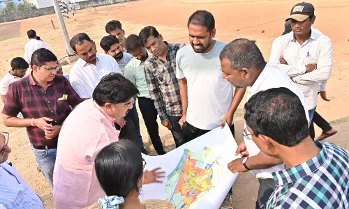 धमतरी : मुख्यमार्ग सड़क चौड़ीकरण का जायजा, अतिक्रमण हटाने के दिये निर्देश