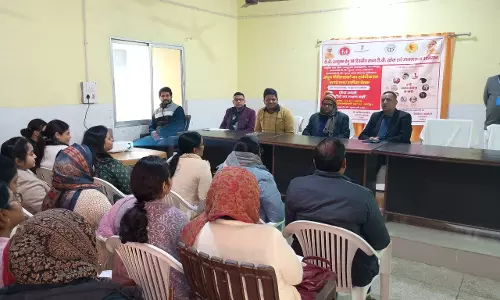 Ajmer: जिला कलेक्टर ने की निक्षय मित्र बनकर जिले को टीबी मुक्त बनाने की अपील Ajmer: जिला कलेक्टर ने की निक्षय मित्र बनकर जिले को टीबी मुक्त बनाने की अपील
