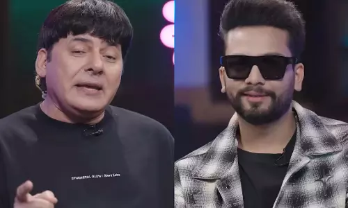 सुदेश लहरी ने एल्विश यादव को किया रोस्ट सुदेश लहरी ने एल्विश यादव को किया रोस्ट
