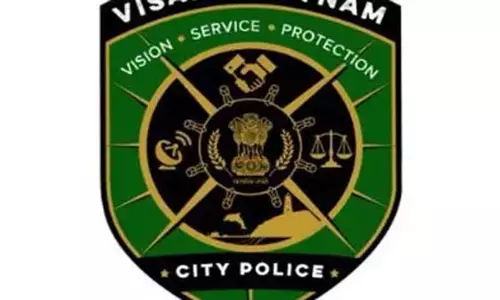 विशाखापत्तनम यातायात पुलिस ने IPL मैचों के लिए दिशानिर्देश जारी किए विशाखापत्तनम यातायात पुलिस ने IPL मैचों के लिए दिशानिर्देश जारी किए