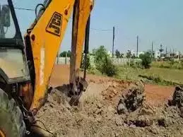 Punjab: सरकारी जमीन पर कब्जा करने वालों के खिलाफ नगर निगम की बड़ी कार्रवाई Punjab: सरकारी जमीन पर कब्जा करने वालों के खिलाफ नगर निगम की बड़ी कार्रवाई