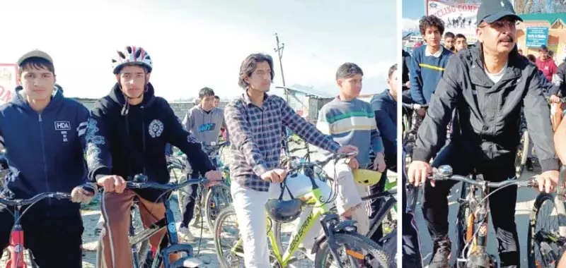 Handwara police फिटनेस, सड़क सुरक्षा को बढ़ावा देने के लिए साइकिल रेस का आयोजन किया Handwara police फिटनेस, सड़क सुरक्षा को बढ़ावा देने के लिए साइकिल रेस का आयोजन किया