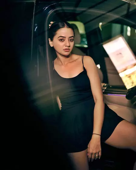 सीमाओं से आगे निकलकर चुनौती भरी भूमिका निभाना करता है उत्साहित : हेली शाह सीमाओं से आगे निकलकर चुनौती भरी भूमिका निभाना करता है उत्साहित : हेली शाह
