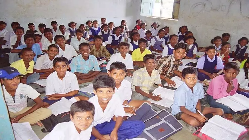 कक्षा 1-10 तक के विद्यार्थियों को नैतिक शिक्षा पढ़ाना: शैक्षणिक वर्ष 2025-26 से कार्यान्वयन? कक्षा 1-10 तक के विद्यार्थियों को नैतिक शिक्षा पढ़ाना: शैक्षणिक वर्ष 2025-26 से कार्यान्वयन?
