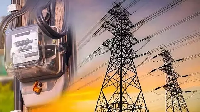 सरकार ने बिजली उपभोक्ताओं को फिर झटका दिया: KERC ने बढ़ाई दरें, किन पर लागू होगा ये? सरकार ने बिजली उपभोक्ताओं को फिर झटका दिया: KERC ने बढ़ाई दरें, किन पर लागू होगा ये?