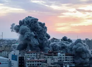 Gaza में शोक सभा में इजरायली हवाई हमले में 16 की मौत Gaza में शोक सभा में इजरायली हवाई हमले में 16 की मौत