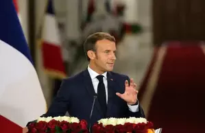गाजा में इजरायली हमले शांति के लिए नाटकीय कदम पीछे: Macron गाजा में इजरायली हमले शांति के लिए नाटकीय कदम पीछे: Macron