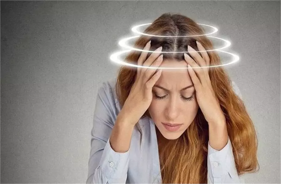 Health Alert: सावधान,बार-बार चक्कर आना हो सकता है इस बड़ी बीमारी का संकेत, जानें बचाव Health Alert: सावधान,बार-बार चक्कर आना हो सकता है इस बड़ी बीमारी का संकेत, जानें बचाव
