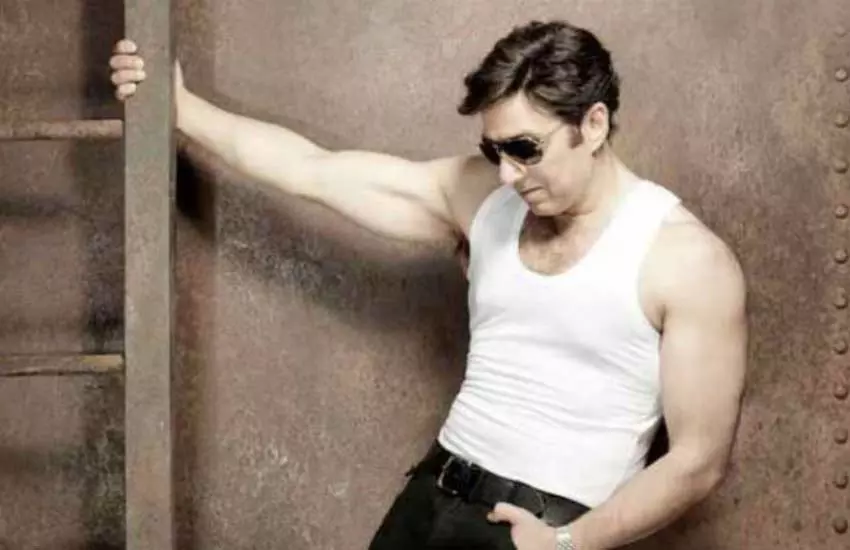 Sunny Deol की फिल्म को नहीं मिल रहे खरीदार Sunny Deol की फिल्म को नहीं मिल रहे खरीदार