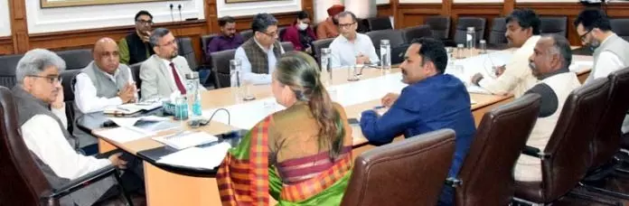 मुख्य सचिव ने J&K के लिए GIS आधारित भूमि बैंक बनाने को कहा मुख्य सचिव ने J&K के लिए GIS आधारित भूमि बैंक बनाने को कहा